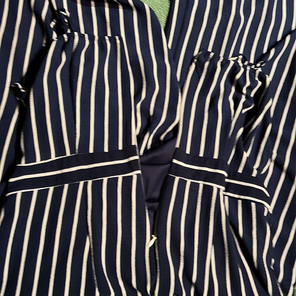 Cute Jumpsuit! - Picture 5 of 7